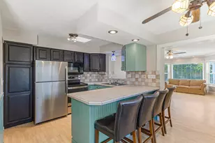 396 E 700 S, Centerville, UT 84014 - Photo 7