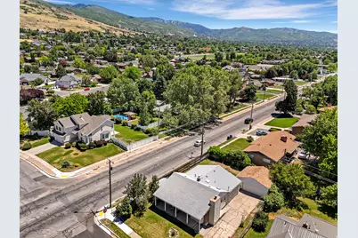 396 E 700 S, Centerville, UT 84014 - Photo 29