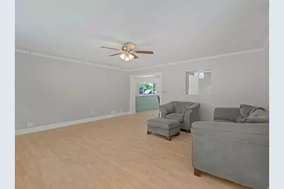 396 E 700 S, Centerville, UT 84014 - Photo 5
