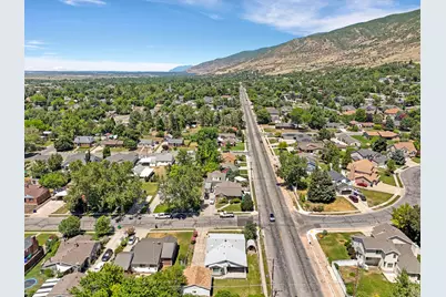 396 E 700 S, Centerville, UT 84014 - Photo 27