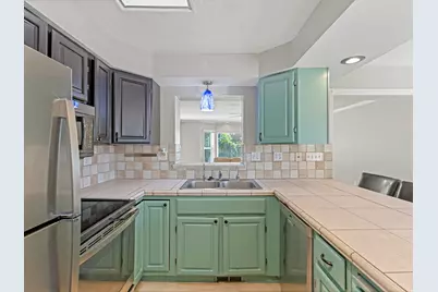 396 E 700 S, Centerville, UT 84014 - Photo 9