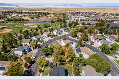 443 Wheatridge Rd, Stansbury Park, UT 84074 - Photo 43