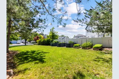 443 Wheatridge Rd, Stansbury Park, UT 84074 - Photo 25