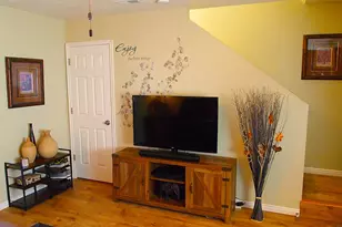 930 N Newberg Dr, Garden City, UT 84028 - Photo 3