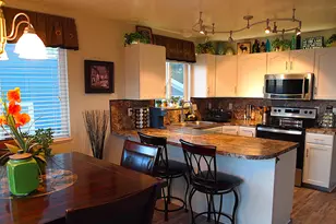 930 N Newberg Dr, Garden City, UT 84028 - Photo 9