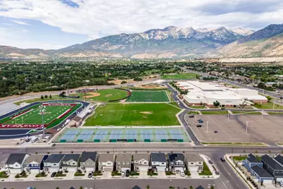 4924 W Willowstone Dr, Highland, UT 84003 - Photo 41