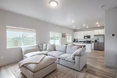4924 W Willowstone Dr, Highland, UT 84003 - Photo 5