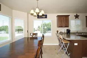 3176 W 5625 S, Roy, UT 84067 - Photo 5