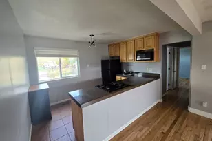 650 N 300 W, Salt Lake City, UT 84103 - Photo 3
