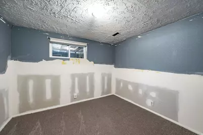 9542 S David St, Sandy, UT 84070 - Photo 31