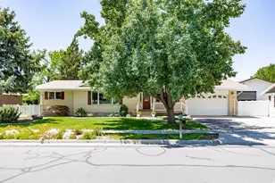 9542 S David St, Sandy, UT 84070 - Photo 1