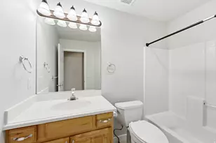 12758 S Marks Way W, Riverton, UT 84065 - Photo 23