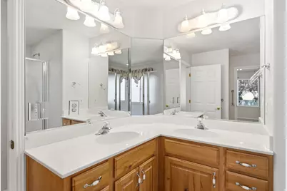 12758 S Marks Way W, Riverton, UT 84065 - Photo 29
