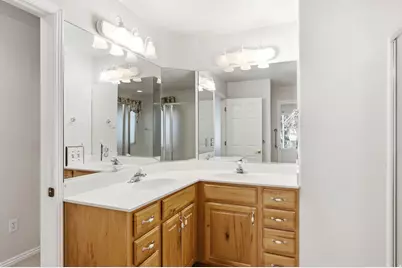 12758 S Marks Way W, Riverton, UT 84065 - Photo 27