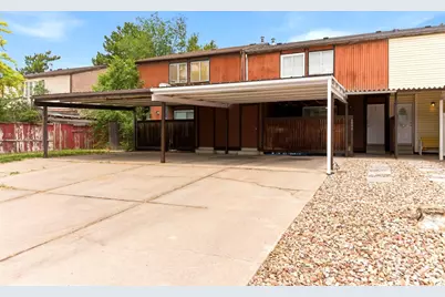 1944 E Willow Wood Ln S, Ogden, UT 84403 - Photo 3