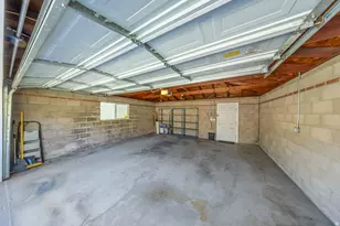 139 N 1050 E, Bountiful, UT 84010 - Photo 23