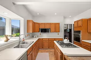 1020 E 1700 S, Salt Lake City, UT 84105 - Photo 17