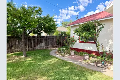 189 N 200 W, Blanding, UT 84511 - Photo 3