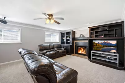 11209 S Christopher Cir E, Sandy, UT 84092 - Photo 19