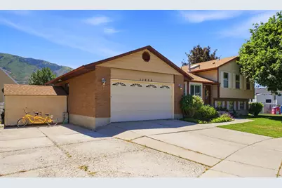 11209 S Christopher Cir E, Sandy, UT 84092 - Photo 3