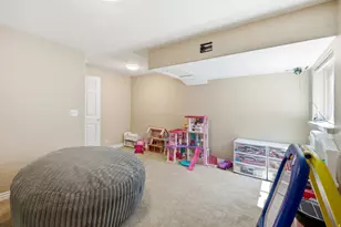11209 S Christopher Cir E, Sandy, UT 84092 - Photo 33
