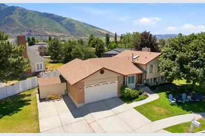 11209 S Christopher Cir E, Sandy, UT 84092 - Photo 47