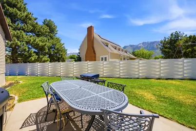 11209 S Christopher Cir E, Sandy, UT 84092 - Photo 41