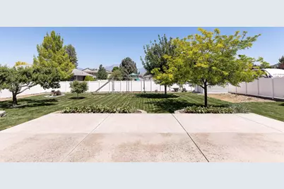 10079 S 3200 W, South Jordan, UT 84095 - Photo 35