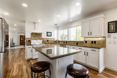 10079 S 3200 W, South Jordan, UT 84095 - Photo 7