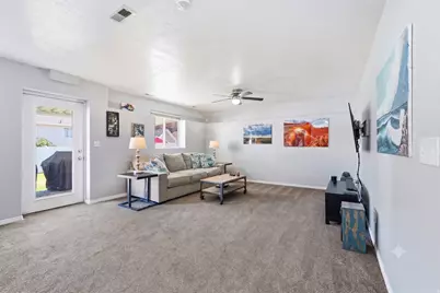 2881 W 2075 S, Syracuse, UT 84075 - Photo 5