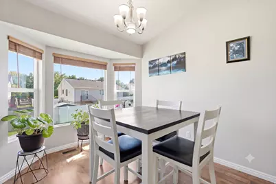 2881 W 2075 S, Syracuse, UT 84075 - Photo 7