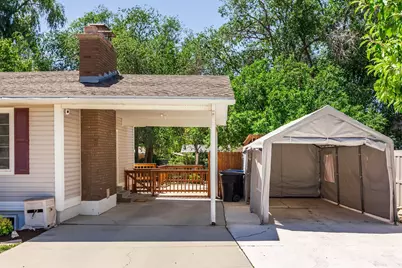 10574 S Crocus St E, Sandy, UT 84094 - Photo 27