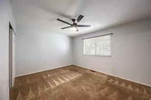 10574 S Crocus St E, Sandy, UT 84094 - Photo 9