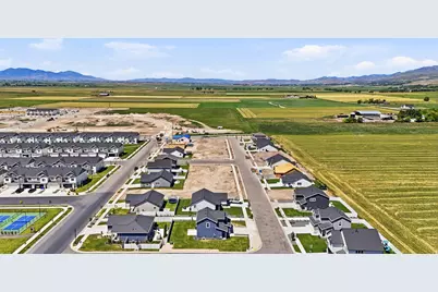 529 N 550 W #54, Smithfield, UT 84335 - Photo 7
