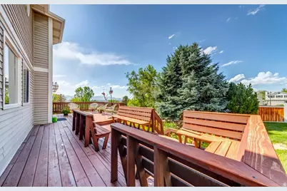 1273 E Grayson Ct, Sandy, UT 84094 - Photo 25
