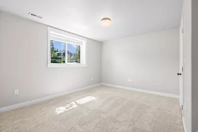 444 S 1350 W, Farmington, UT 84025 - Photo 33