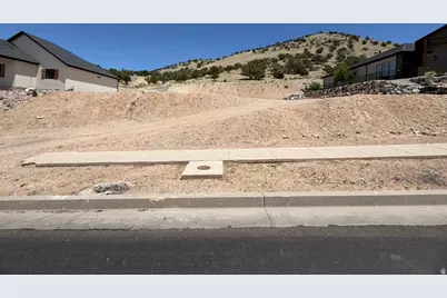 1490 N Knoll St #7, Cedar City, UT 84721 - Photo 3