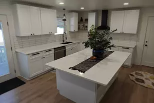 17 E Monticello Dr, Kaysville, UT 84037 - Photo 3