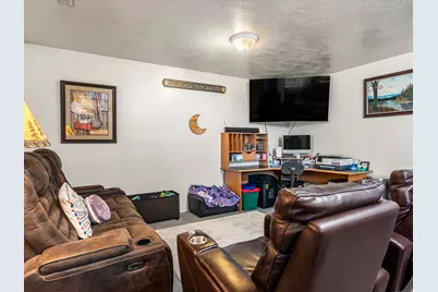 5495 Midland Dr, Roy, UT 84067 - Photo 15