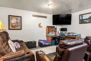 5495 Midland Dr, Roy, UT 84067 - Photo 15