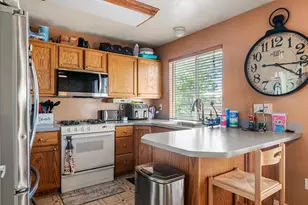 5495 Midland Dr, Roy, UT 84067 - Photo 9