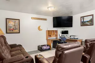 5495 Midland Dr, Roy, UT 84067 - Photo 11