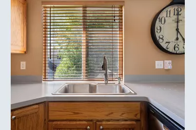 5495 Midland Dr, Roy, UT 84067 - Photo 7