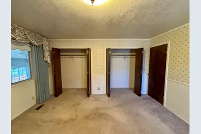 2369 N 2600 E, Layton, UT 84040 - Photo 15