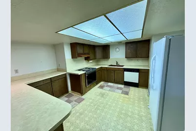2369 N 2600 E, Layton, UT 84040 - Photo 29