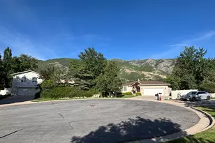 2369 N 2600 E, Layton, UT 84040 - Photo 5
