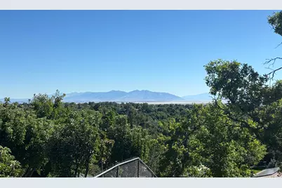 2369 N 2600 E, Layton, UT 84040 - Photo 45