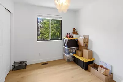 438 Rosewood Ln #12, Layton, UT 84041 - Photo 9