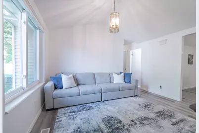 11332 S Alondra Way, Sandy, UT 84094 - Photo 3