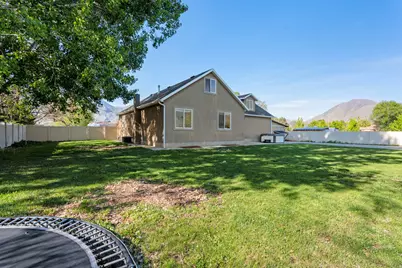 1285 W Maple St, Mapleton, UT 84664 - Photo 35